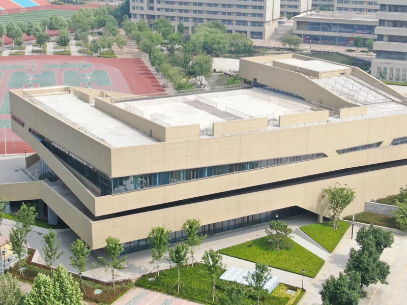 Γιατί να επιλέξετε ένα σχολικό κτήριο από χάλυβα για το επόμενο έργο σας στην Πανεπιστημιούπολη;