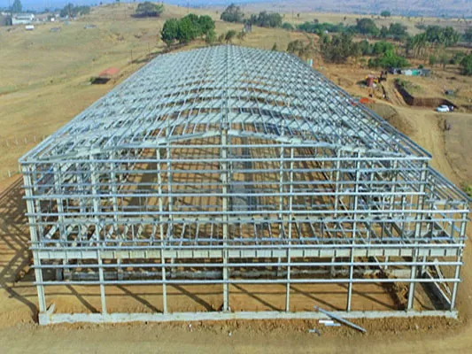 Πρακτική και όμορφη κατασκευή αποθήκης χάλυβα